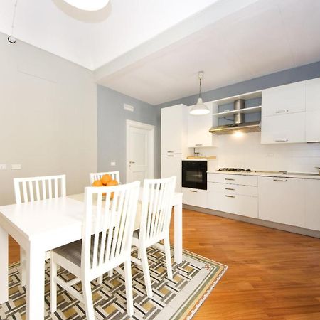 Ortigia Guest House Casa Flora Сиракузы Номер фото